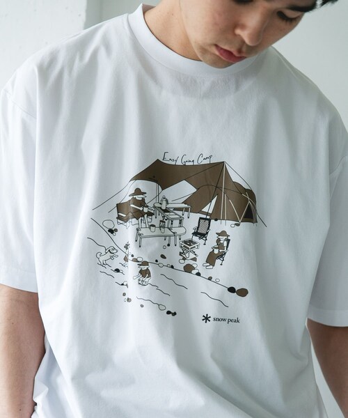 URBAN RESEARCH DOORS(アーバンリサーチドアーズ)の「『別注』Snow Peak Apparel×DOORS WA/AC FAMILY CAMP T-SHIRTS(Tシャツ/カットソー・メンズ・WHITE/CHARCOAL/BROWN/FOLIAGE・M/L/XL)」の6枚目の写真