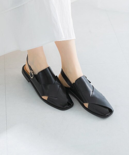 URBAN RESEARCH ROSSO（アーバンリサーチロッソ）の「REMME　バックストラップフラットシューズ（その他シューズ・レディース・NEGRO・36/37/38）」の3枚目の写真