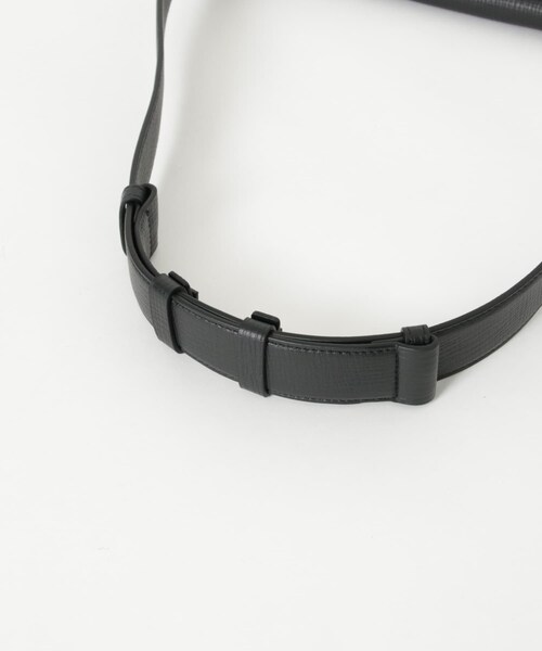 URBAN RESEARCH（アーバンリサーチ）の「STUDIO NICHOLSON　THE FOLDED SHOULDER BAG（ショルダーバッグ・メンズ・PARCHMENT/COCOA/BLACK・one）」の11枚目の写真