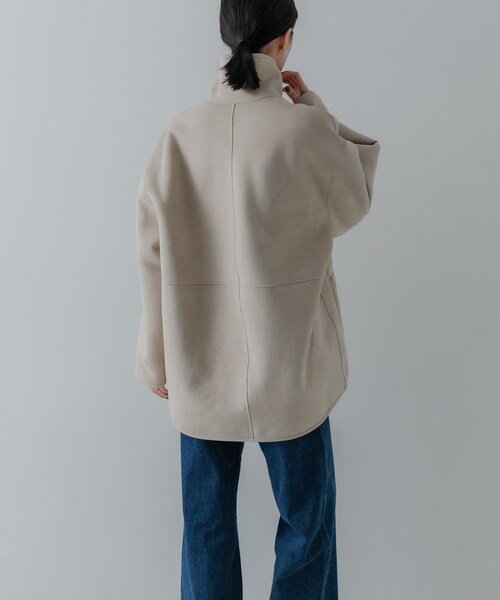 URBAN RESEARCH(アーバンリサーチ)の「ECOPELフェイクムートンリバーシブルコート(ムートンコート・レディース・IVO×CML/BRN×BRN/OFF×GREGE・Free)」の10枚目の写真