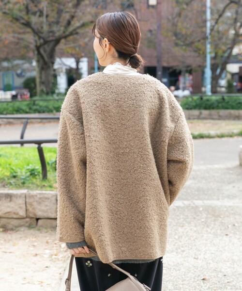 ITEMS URBANRESEARCH（アイテムズ アーバンリサーチ）の「ボアジャケット（ノーカラージャケット・レディース・OFF/GRY/L.BRN・Free）」の19枚目の写真