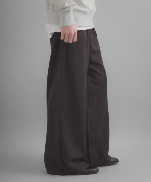 SENSE OF PLACE by URBAN RESEARCH(センスオブプレイスバイアーバンリサーチ)の「ラウンドポケットワンタックワイドスラックス(その他パンツ・メンズ・BROWN/NAVY ST・M/L)」の8枚目の写真