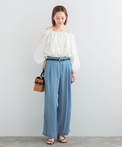 URBAN RESEARCH ROSSO（アーバンリサーチロッソ）の「2WAYオフショルブラウス（シャツ/ブラウス・レディース・white/black・FREE）」の4枚目の写真