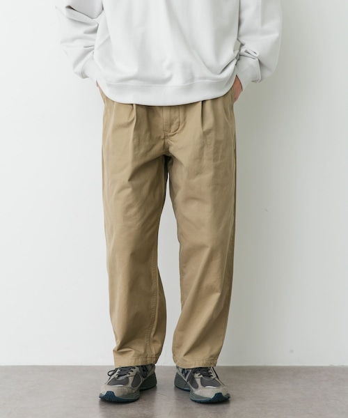 URBAN RESEARCH DOORS(アーバンリサーチドアーズ)の「STILL BY HAND SELVEDGE 1 PLEAT PANTS(その他パンツ・メンズ・BEIGE/BLACK NAVY・44/46/48)」の15枚目の写真