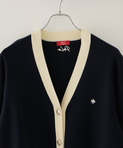 VIS(ビス)の「【POLO BCS】VIS別注バイカラーVネックニットカーディガン(カーディガン/ボレロ・レディース・ネイビー/ワイン・F)」の6枚目の写真