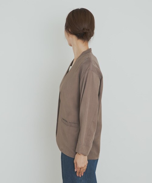 URBAN RESEARCH DOORS（アーバンリサーチドアーズ）の「ノーカラージャケット（ノーカラージャケット・レディース・GREIGE/BLACK・M）」の22枚目の写真