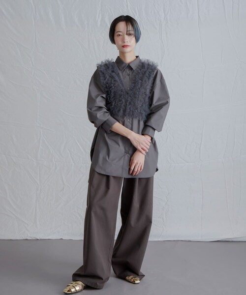 KBF（ケイビーエフ）の「シアーフリルSETシャツ（シャツ/ブラウス・レディース・BLUE×BLUE/PINK×GRAY/CCL×CCL・one）」の10枚目の写真