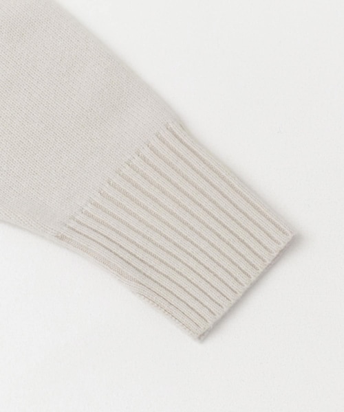 URBAN RESEARCH ROSSO（アーバンリサーチロッソ）の「エクストラファインシームデザインニット（ニット/セーター・レディース・LIME/P/WHITE/PINK/CHARCOAL/BLUE/BEIGE・FREE）」の22枚目の写真