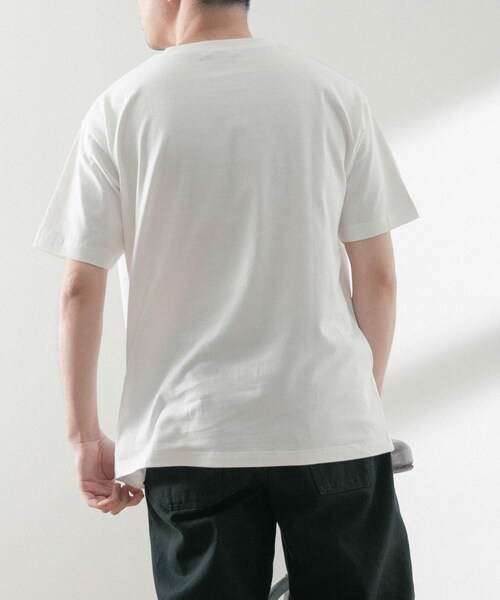 ITEMS URBANRESEARCH(アイテムズ アーバンリサーチ)の「USAコットン オーバーサイズTシャツ(Tシャツ/カットソー・メンズ・GRN/OFF/BLK/BLU/YEL・M/L)」の10枚目の写真