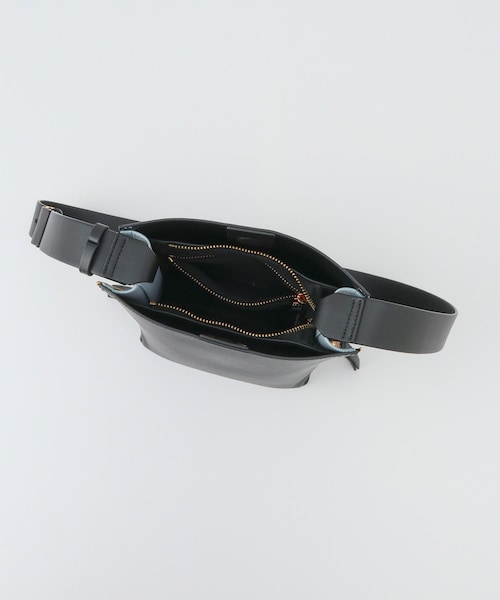 ROPE'（ロペ）の「【E'POR】Y BAG Shoulder Mini【超軽量】（ショルダーバッグ・レディース・ブラック/ホワイト系/キナリ/ダークブラウン/ブルー系/パープル系/ライトグレー・F）」の17枚目の写真