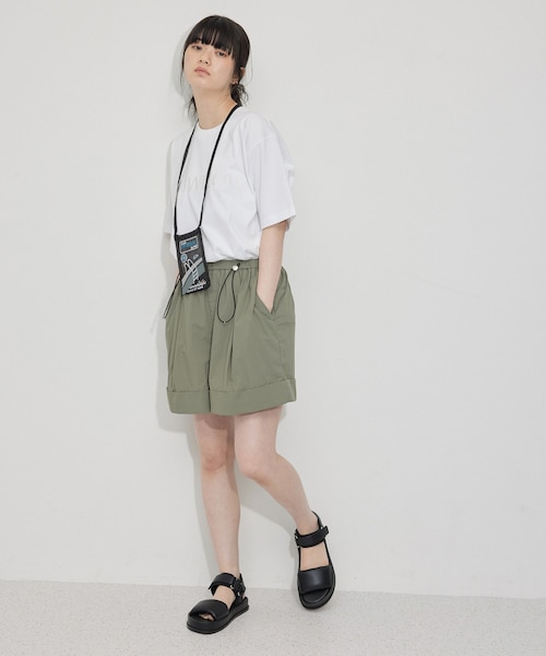 ADAM ET ROPE'（アダムエロペ）の「【公式サイト限定・一部店舗展開】【BRIGITTE TANAKA×ADAM ET ROPE'】SWIMMING POCHETTE（ボディバッグ/ウエストポーチ・レディース・ブラック/ピンク・F）」の21枚目の写真