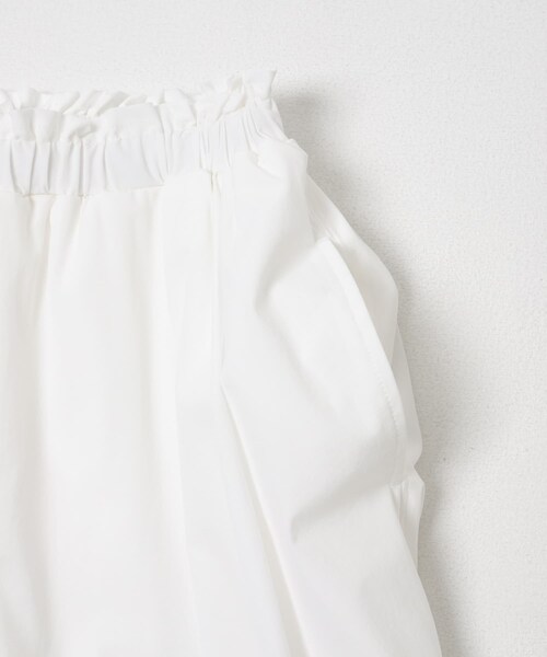 URBAN RESEARCH ROSSO（アーバンリサーチロッソ）の「ELENDEEK　EASY TUCK COCOON PANTS（その他パンツ・レディース・O.WHT/BLK/MNT/BRN・1/2）」の8枚目の写真