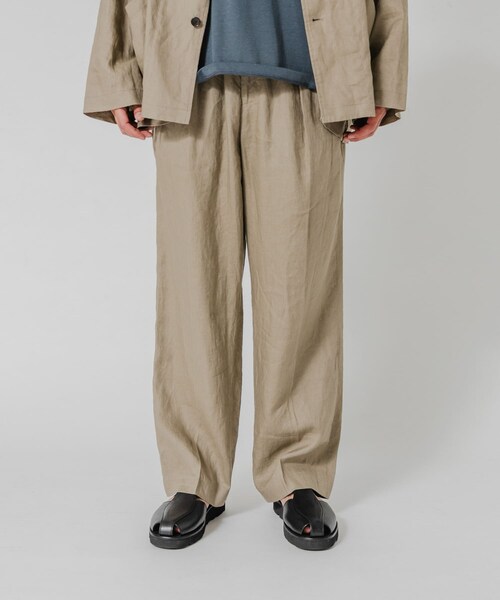 URBAN RESEARCH(アーバンリサーチ)の「LINEN WIDE EASY PANTS(その他パンツ・メンズ・BLACK/BEIGE/NAVY・M/L)」の14枚目の写真