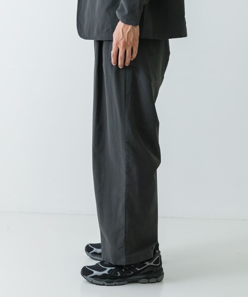 URBAN RESEARCH（アーバンリサーチ）の「NEW BALANCE　MET24 Relax Pants（その他パンツ・メンズ・DOK/BLK・M/L/XL）」の5枚目の写真