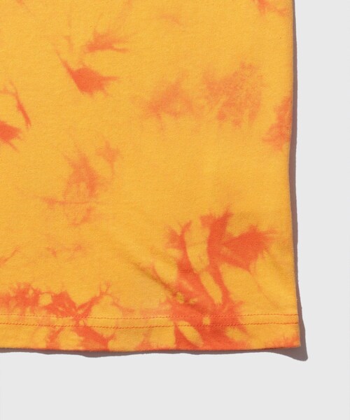 ADAM ET ROPE'(アダムエロペ)の「【LIBRIO MENDONCA/リブリオ メンドンサ】TIEDYE PILL TEE(Tシャツ/カットソー・メンズ・ブラック/オレンジ・L/M)」の10枚目の写真