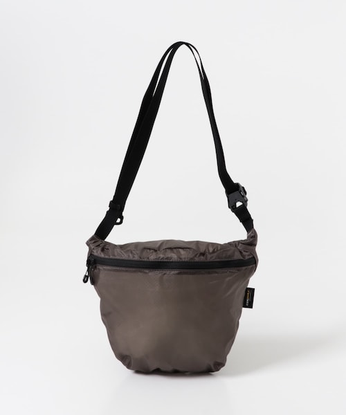 URBAN RESEARCH（アーバンリサーチ）の「GOLDWIN　Rip-stop Sacoche Bag（ショルダーバッグ・メンズ・BK/CH・Free）」の10枚目の写真