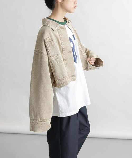 KBF（ケイビーエフ）の「WIDEデニムジャケット（デニムジャケット・レディース・BEIGE/BLUE・one）」の4枚目の写真