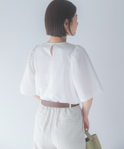 URBAN RESEARCH ROSSO（アーバンリサーチロッソ）の「吸水速乾フレアスリーブカットソー（Tシャツ/カットソー・レディース・OFF WHITE/BLACK/BROWN・Free）」の6枚目の写真