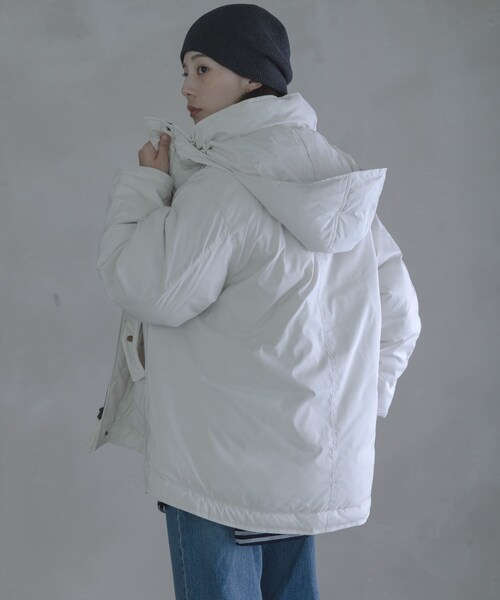 URBAN RESEARCH Sonny Label（アーバンリサーチサニーレーベル）の「撥水2WAYフーディスタンドダウンコート（その他アウター・レディース・アイボリー/ブラック/ブラウン・Free）」の8枚目の写真