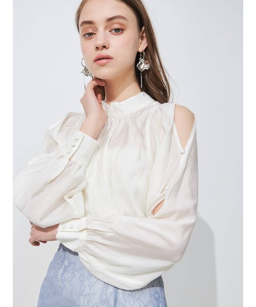 MERCURYDUO（マーキュリーデュオ）の「2WAYスリットスリーブブラウス（シャツ/ブラウス・レディース・ベージュ/イエロー/オフホワイト・F）」の6枚目の写真