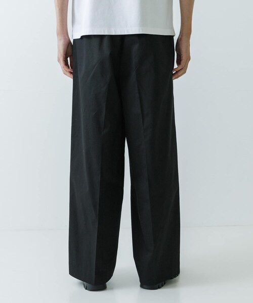 REVERBERATE TACKED CHINO TROUSERS