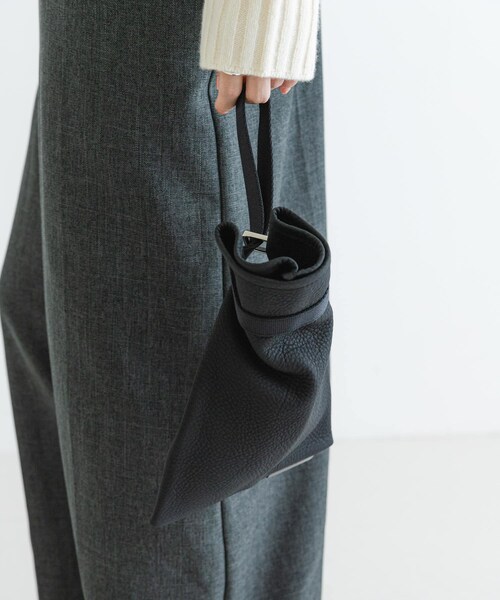 URBAN RESEARCH（アーバンリサーチ）の「ITTI　ANNIE SMALL RICE BAG（ハンドバッグ・レディース・black/ivory・FREE）」の14枚目の写真