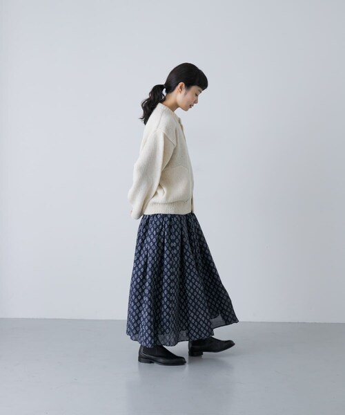 かぐれ（カグレ）の「maison de soil　FLOWER BLOCK PRINT SKIRT（スカート・レディース・NVY/OLV・2）」の8枚目の写真