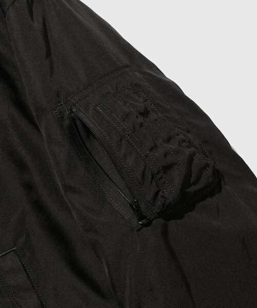 ADAM ET ROPE'（アダムエロペ）の「【MARKAWARE/マーカウェア】SILK HEAVY TWILL MA-1（MA-1・メンズ・ブラック・1/2）」の9枚目の写真