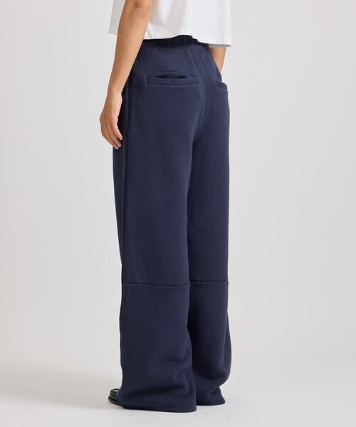 Saturdays NYC(サタデーズ ニューヨークシティ )の「Fulton Long Loop Sweatpants | WOMEN(その他パンツ・レディース・オフホワイト/ネイビー・L/M/S)」の18枚目の写真