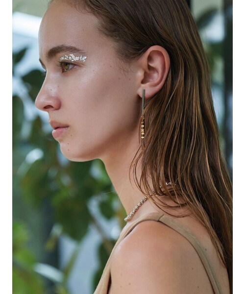 ELENDEEK(エレンディーク)の「METAL BEADS STICK PIERCE(ピアス(両耳用)・レディース・シルバー/ゴールド・F)」の4枚目の写真