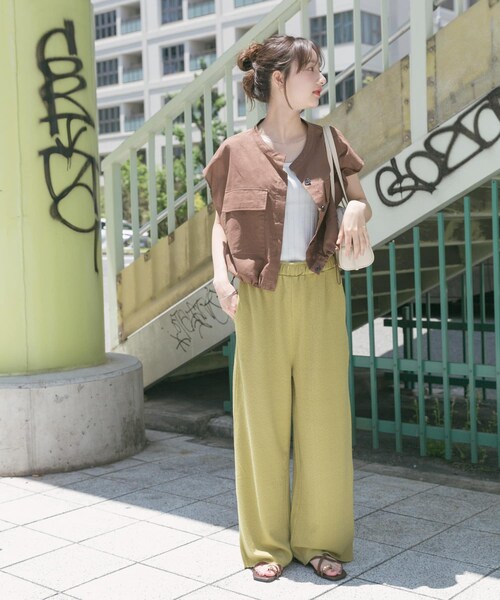 ITEMS URBANRESEARCH(アイテムズ アーバンリサーチ)の「リネンミックスドロストポケットシャツ(シャツ/ブラウス・レディース・BRN/NVY/NTL・FREE)」の9枚目の写真