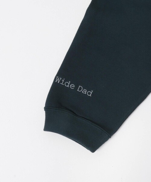 URBAN RESEARCH（アーバンリサーチ）の「『別注』Champion×Wide Dad　RW DAD SWEAT CREW-NECK（スウェット・メンズ・NAVY・1/2）」の17枚目の写真