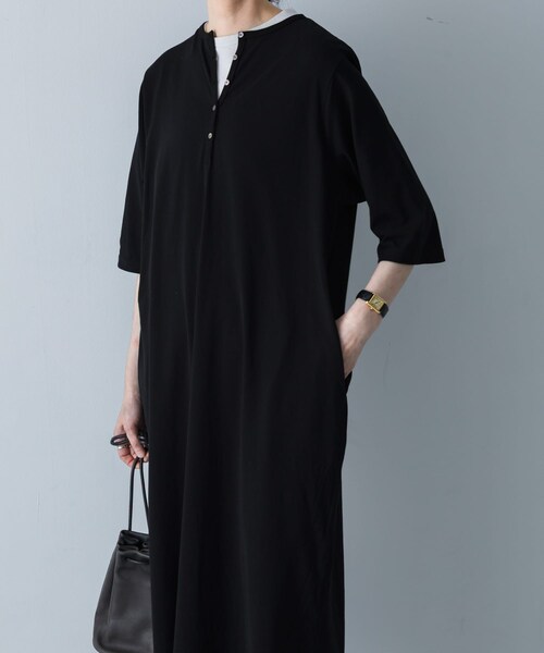 かぐれ（カグレ）の「『2サイズ展開』ヘンリーカットワンピース（ワンピース・レディース・BLACK/CHARCOAL・1/0）」の13枚目の写真
