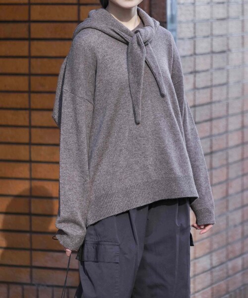 かぐれ（カグレ）の「ヤクウールフードマフラー（マフラー・レディース・CHARCOAL/MOCHA・Free）」の4枚目の写真