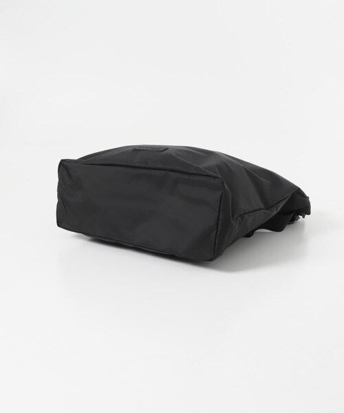 URBAN RESEARCH DOORS（アーバンリサーチドアーズ）の「BAICYCLON　PACKABLE TOTE SHOULDER（トートバッグ・レディース・BLACK・Free）」の6枚目の写真