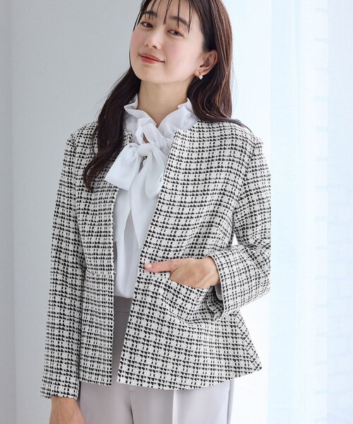 ROPE' PICNIC（ロペピクニック）の「【WEB限定カラー】ツイードフレアジャケット/入卒式・セレモニー対応・リンクコーデ（ノーカラージャケット・レディース・ブラック系/ライトグレー/オフホワイト/ネイビー・L/M）」の6枚目の写真