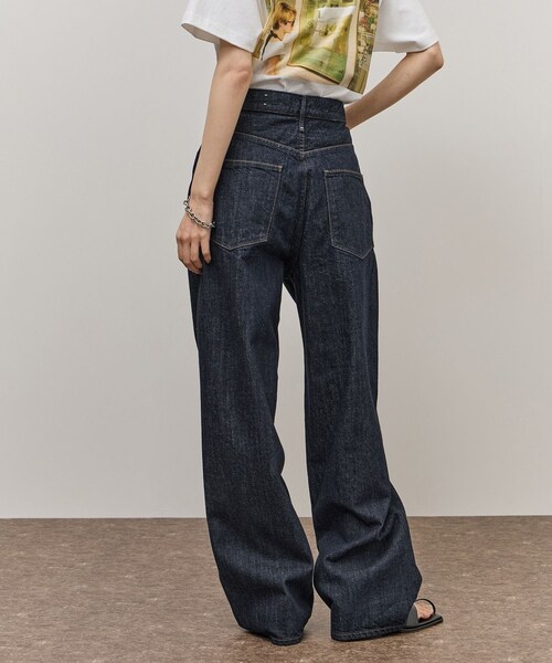 ADAM ET ROPE'（アダムエロペ）の「【upper hights（アッパー ハイツ）】THE GARNET（デニムパンツ・レディース・ネイビー/ブルー・22/23/24/25）」の15枚目の写真