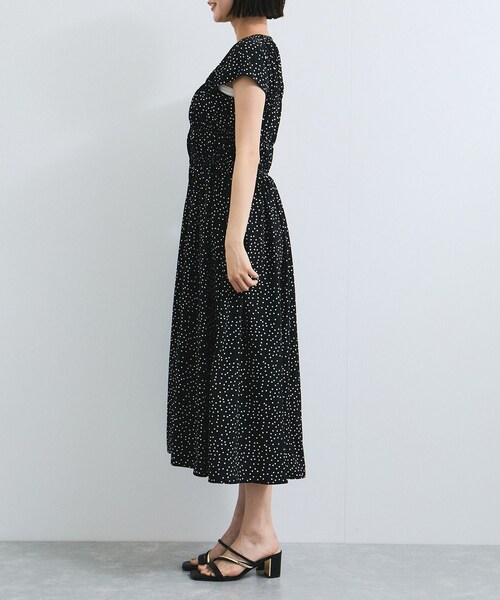 VIS（ビス）の「シャーリングデザインワンピース【WEB限定サイズ】（ワンピース・レディース・ブラック系/ダークブラウン系/ブルー系・F/PF）」の19枚目の写真