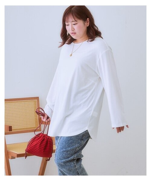 nissen（ニッセン）の「＜大きいサイズ＞きれい見えとろみシンプルカットソープルオーバー（Tシャツ/カットソー・レディース・オフホワイト/黒・L/LL/3L/4L/5L/6L/8L/10L）」の11枚目の写真