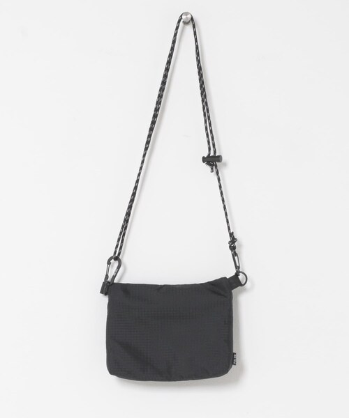 URBAN RESEARCH Sonny Label（アーバンリサーチサニーレーベル）の「POLER　STUFFABLE POUCH（ショルダーバッグ・メンズ・BLACK/CAMO・One）」の5枚目の写真