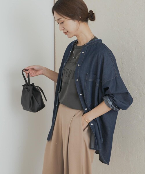 URBAN RESEARCH DOORS（アーバンリサーチドアーズ）の「デニムバンドカラーシャツ（シャツ/ブラウス・レディース・INDIGO/ONE WASH・M）」の20枚目の写真