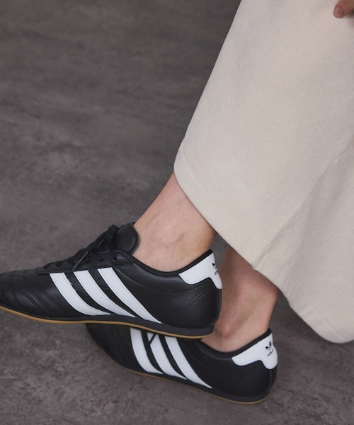 ADAM ET ROPE'(アダムエロペ)の「【J'aDoRe・店舗限定】【adidas(アディダス)】TEAKWONDO LACE W(スニーカー・レディース・ブラック/ホワイト・22.5/23.5/24.5/25.0)」の22枚目の写真
