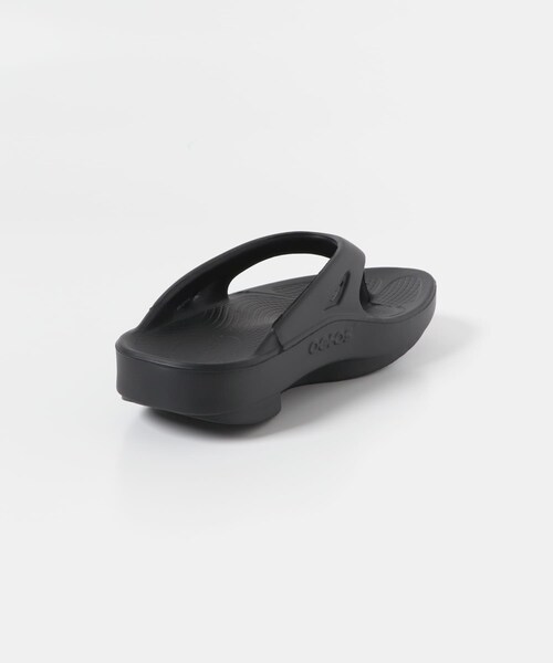 URBAN RESEARCH DOORS（アーバンリサーチドアーズ）の「OOFOS　OOriginal（サンダル・レディース・NeptuneBlu/Black/Nomad/Slate・6/7）」の9枚目の写真