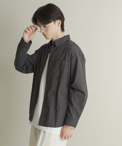 SENSE OF PLACE by URBAN RESEARCH(センスオブプレイスバイアーバンリサーチ)の「マイクログラフチェックロングスリーブシャツ(シャツ/ブラウス・メンズ・WHT×BLK/BLK×WHT/D.PPL×WHT・M/L)」の17枚目の写真