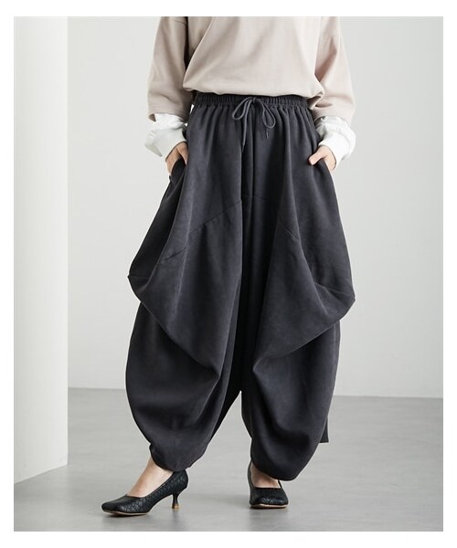 nissen（ニッセン）の「ツイル起毛ゆったりサイズ変形タックサルエルパンツ　［Soiunique］（パンツ・レディース・ブラック/チャコール/カーキ・1(M~L)/2(L~LL)/M/L）」の14枚目の写真