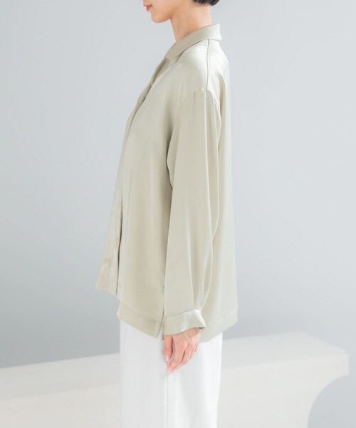URBAN RESEARCH ROSSO（アーバンリサーチロッソ）の「オープンカラーヴィンテージシルキーサテンブラウス（シャツ/ブラウス・レディース・OFF/Y/BEIGE・Free）」の18枚目の写真