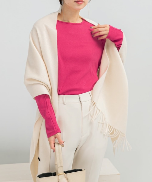 URBAN RESEARCH ROSSO（アーバンリサーチロッソ）の「コットンカシミヤクルーネックカットソー（Tシャツ/カットソー・レディース・OFF/PINK/NAVY・Free）」の3枚目の写真