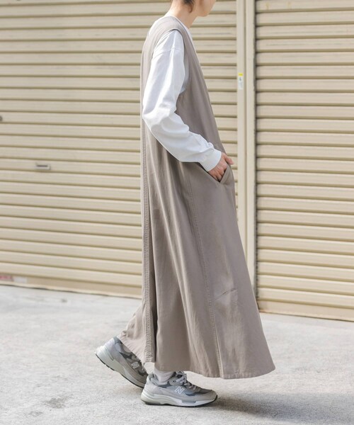URBAN RESEARCH DOORS(アーバンリサーチドアーズ)の「FORK&SPOON フロントタックフレアワンピース(ワンピース・レディース・BLACK/BEIGE/DARKGREEN・1/2)」の15枚目の写真