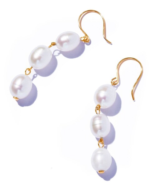 ROPE'(ロペ)の「【WEB限定】【les bonbon (ル ボンボン)】cocoon pearl hook pierce WH(ピアス(両耳用)・レディース・ホワイト・F)」の12枚目の写真