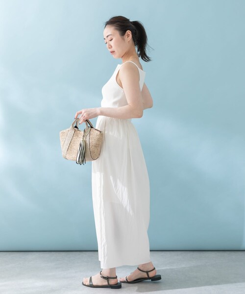 URBAN RESEARCH ROSSO（アーバンリサーチロッソ）の「撥水UVギャザーストレートスカート（スカート・レディース・white/pink/navy・FREE）」の9枚目の写真